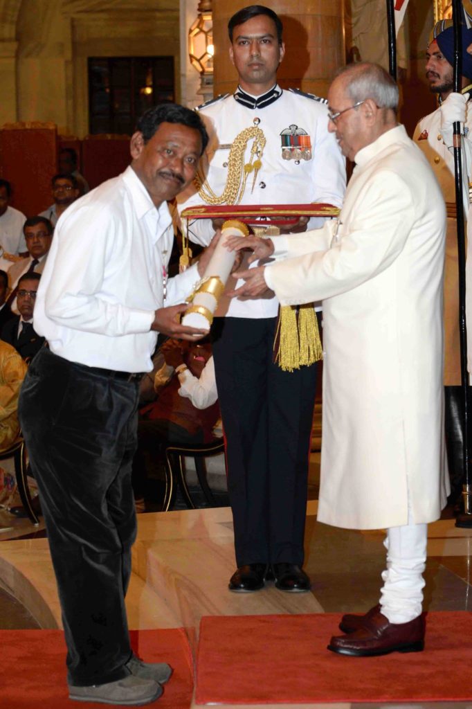 Karimul Haque recieving Padmashree